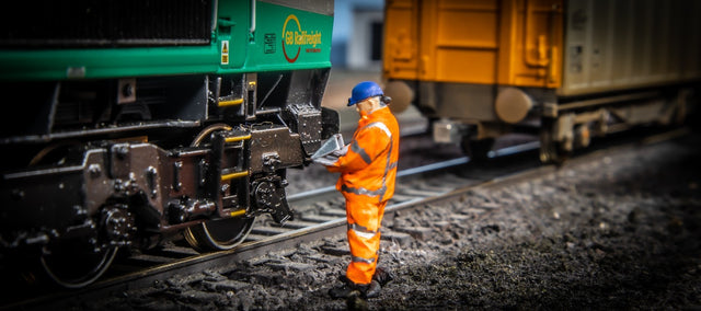 Drivers & Figures (OO)