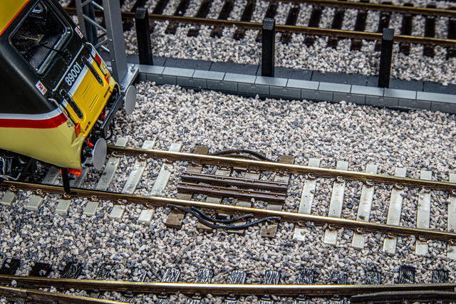 Overhead Line Equipment Accessories (OO)
