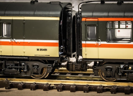 Hunt Magnetic Couplings **BUCKEYE** ELITE - Intermediate Coupling - 10 Pairs for NEM Sockets - N Gauge