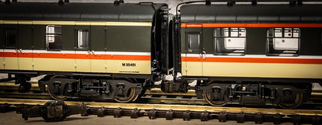 Hunt Magnetic Couplings **BUCKEYE** ELITE - Intermediate Coupling - 10 Pairs for NEM Sockets - N Gauge