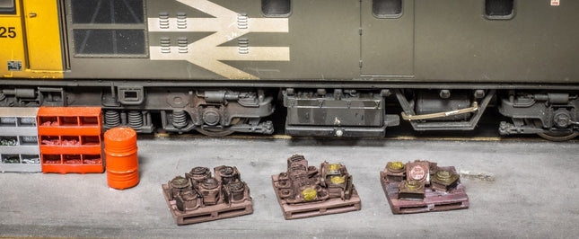 Pallets With Axleboxes - TT:120 Scale (Pack of 6)