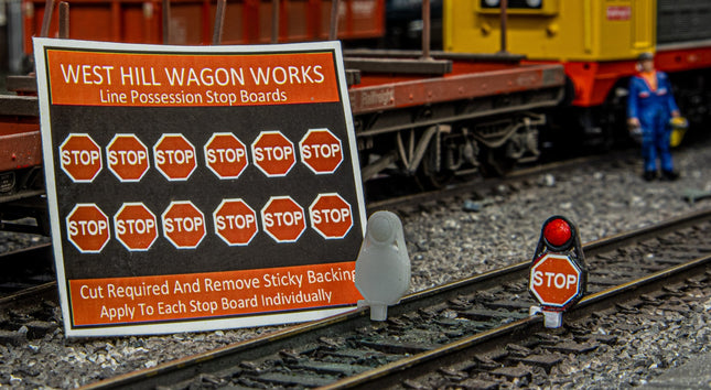 Depot and Workshop Rail Stop Boards - OO Gauge (Pack of 6)