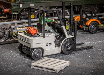 Gas Powered Fork Lift Truck - TT:120 Scale
