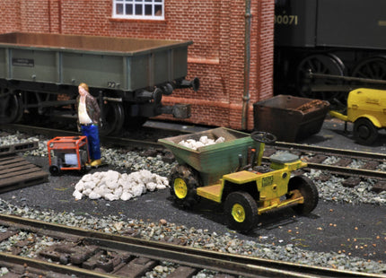 Danny on his Dumper Truck - TT:120 Scale