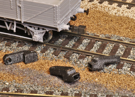 Screw Fit NEM Sockets - Long (15mm) - OO Gauge (Pack of 10)