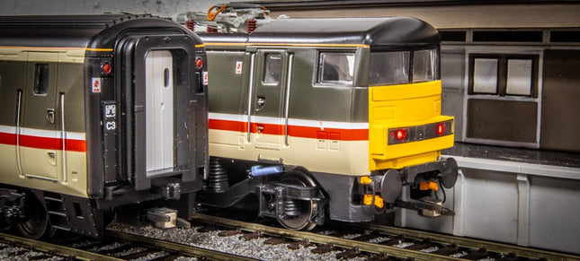 Hunt Magnetic Couplings ELITE - Class 91 & Mk4 DVT Coupling (2022 Tooling NEM Socket) - OO Gauge