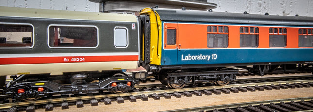 Hunt Magnetic Couplings ELITE - Coupling Pack For Hornby APT Development Coach - OO Gauge