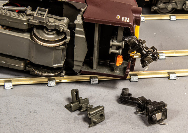 Hunt Magnetic Couplings ELITE - Dellner Pivoting Multiple Working Couplings For Class 220/221 "Voyager"- OO Gauge (2 Pairs)