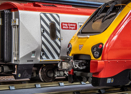 Hunt Magnetic Couplings ELITE - Dellner Pivoting Multiple Working Couplings For Class 220/221 "Voyager"- OO Gauge (2 Pairs)