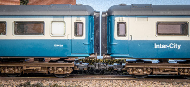 Hunt Magnetic Couplings ELITE **BUCKEYE** - Close Coupling Clip Couplings for Airfix Mk2 Coaches - OO Gauge