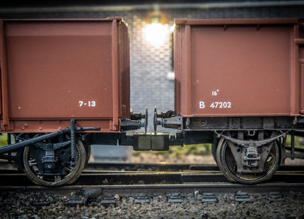 Hunt Magnetic Couplings ELITE - Ultra Close Coupling **STEPPED**- Couplings for NEM Sockets - OO Gauge