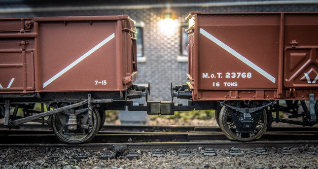 Hunt Magnetic Couplings ELITE - Close Coupling **STEPPED**- Couplings for NEM Sockets - OO Gauge