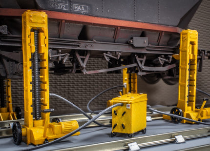 15 Ton Vehicle Lifting Jack Set for Wagons and Carriages - OO Gauge