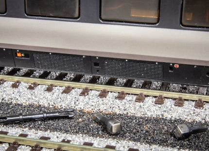 Hunt Magnetic Couplings ELITE - Coupling Pack For Bachmann Class 220/221 "Voyager "- OO Gauge