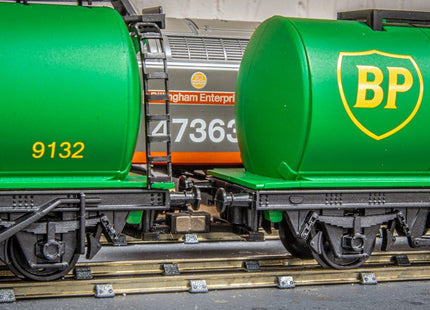 Hunt Magnetic Couplings ELITE - Close Coupling - Couplings for Hornby/Triang Riveted Socket - OO Gauge