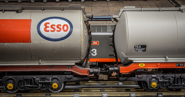 Hunt Magnetic Couplings ELITE - Intermediate Coupling - Couplings for Hornby/Triang Riveted Socket - OO Gauge