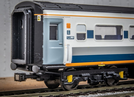 Hunt Magnetic Couplings ELITE **BUCKEYE** - Pack For HST Set With CLIP Couplings - Intermediate - OO Gauge