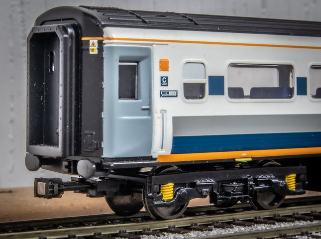 Hunt Magnetic Couplings ELITE **BUCKEYE** - Pack For HST Set With CLIP Couplings - Intermediate - OO Gauge