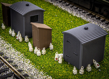 Lamp Huts - TT:120 Scale (2 Types in a Pack of 4)