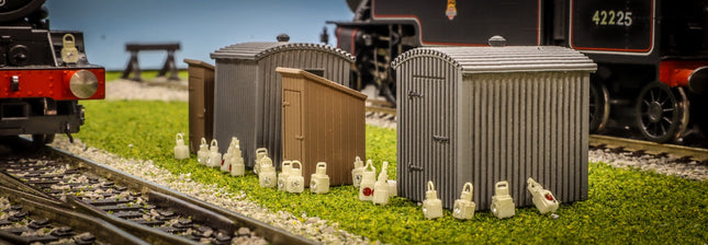 Lamp Huts - TT:120 Scale (2 Types in a Pack of 4)