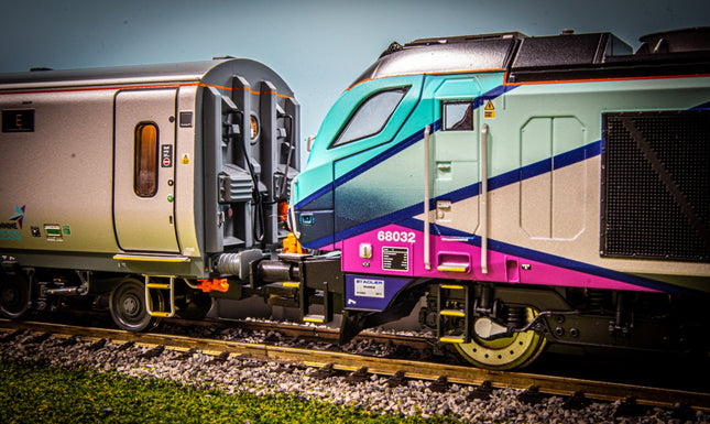 Hunt Magnetic Couplings - Dapol Class 68 to TPE Mk5 Set 2 Pairs of Couplings (2 Pairs)