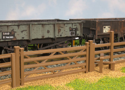 Gates and Stile for Wooden Fencing - Brown - O Gauge