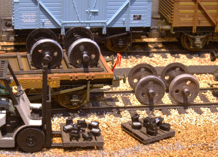 Wagon Wheelsets (Journal Bearing Type) - OO Gauge (Pack of 4, incl. 2 Pallets with axleboxes)