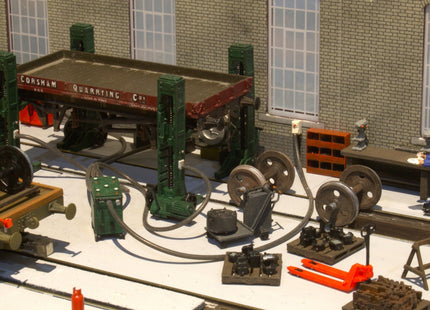 Wagon Wheelsets (Journal Bearing Type) - OO Gauge (Pack of 4, incl. 2 Pallets with axleboxes)