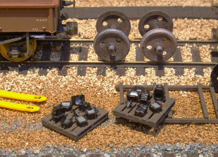Wagon Wheelsets (Journal Bearing Type) - OO Gauge (Pack of 4, incl. 2 Pallets with axleboxes)