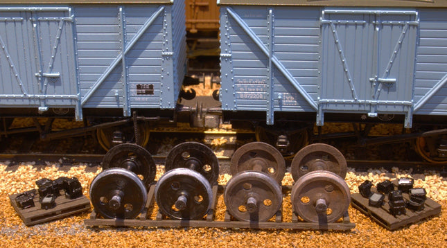 Wagon Wheelsets (Journal Bearing Type) - OO Gauge (Pack of 4, incl. 2 Pallets with axleboxes)