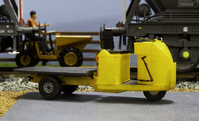 Workshop Electric Long Tug - O Gauge