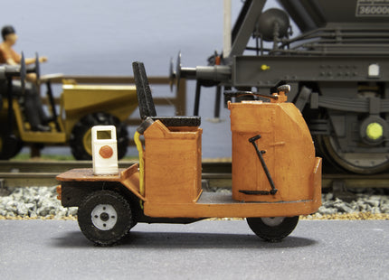 Workshop Electric Short Tug - O Gauge