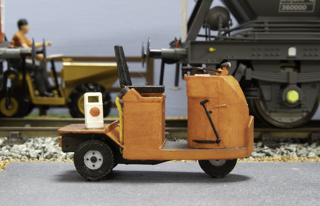 Workshop Electric Short Tug - O Gauge