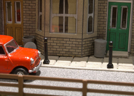 Cast Iron Bollards - TT:120 Scale (Pack of 10)