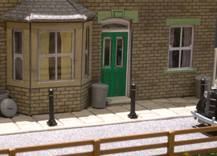 Cast Iron Bollards - TT:120 Scale (Pack of 10)