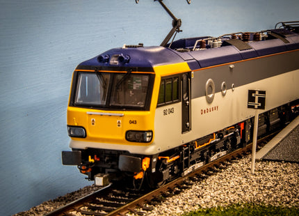 Coasting, Neutral Section and Raise/Lower Pantograph Signs - (Pack Of 10) - OO Gauge