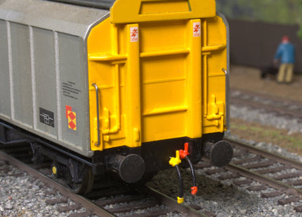 Detailed Brake Pipes for Wagons - Air and Vacuum - OO Gauge (for 2 Wagons) - SET 10
