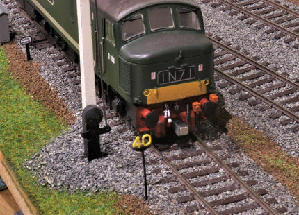 BR Speed Restriction Signs - OO Gauge (Pack of 35)