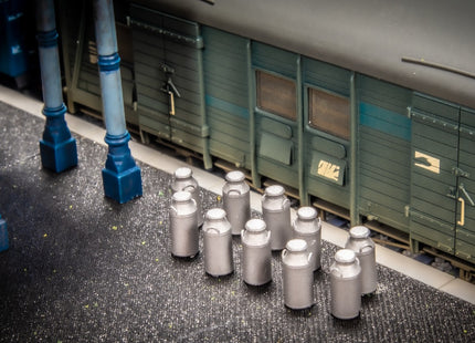 Milk Churns - O Gauge (Pack of 5)
