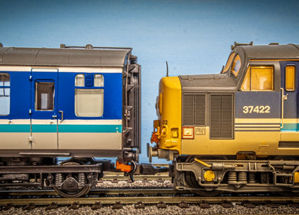 Hunt Magnetic Couplings ELITE - Multi Close - Couplings for NEM Sockets - OO Gauge
