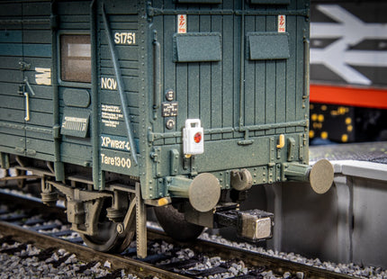 Detailed BR Battery Type Tail Lamps (kit L7) - WITH CRYSTALS - OO Gauge (Pack of 6)