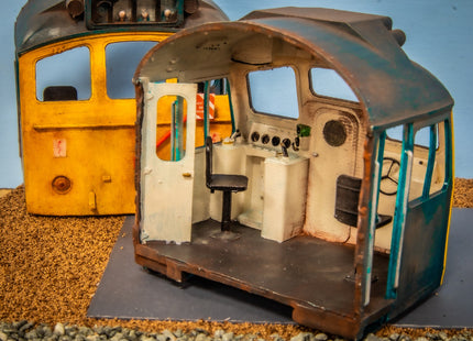 Scrap Class 25 Cab - O Gauge (without Gangway Doors - 3 Big Windows)
