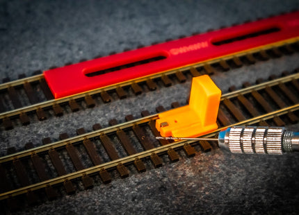 Track Pin Mate - OO Gauge - Handy Track Laying Accessory