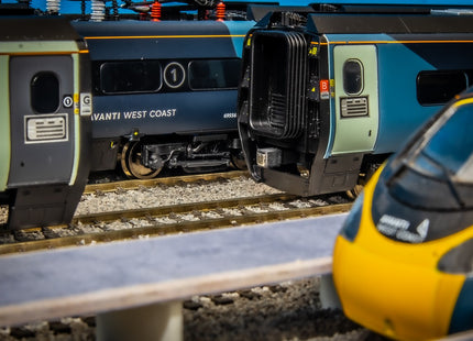 Hunt Magnetic Couplings ELITE - Set To Fit Hornby Class 390 Pendolino (Powercar, Trailer & 4 Coaches - 10 Couplings)