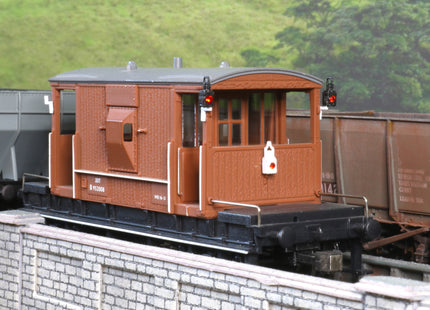 Detailed BR Brake Van Side Lamps (kit L17) - WITH CRYSTALS - OO Gauge (Pack of 6)