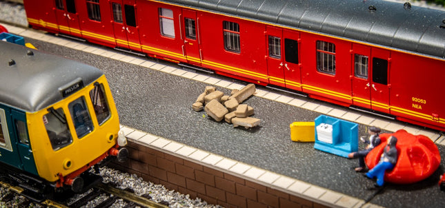 Paper Wrapped Parcels - N Gauge (Pack of 15)