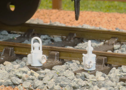 Detailed BR (LNER) Oil Type Headlamps (kit L23) - WITH CRYSTALS - O Gauge  (Pack of 6)