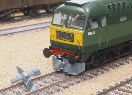 Hunt Magnetic Intermediate Couplings ELITE - Snow Ploughs for Bachmann Class 47 (pre-2022) - OO Gauge (1 Pair) - Unpainted (MP4)