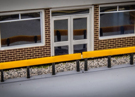 Depot Roadway Safety Barriers - OO Gauge (Pack of 6)