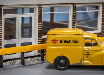 Depot Roadway Safety Barriers - OO Gauge (Pack of 6)